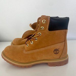 NEW Timberland 10M Boots